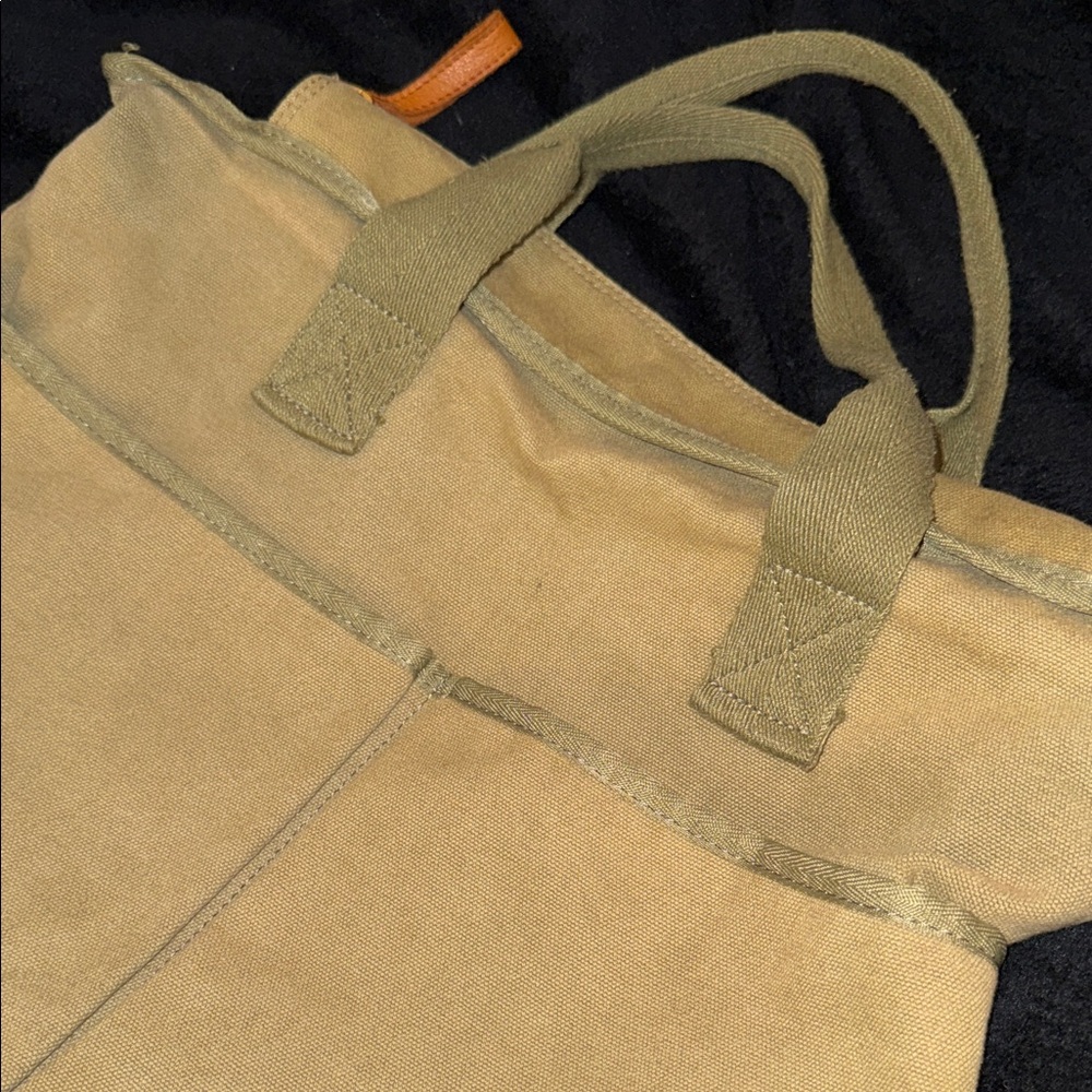Margot Khaki Canvas Tote Blair - Picture 4 of 12